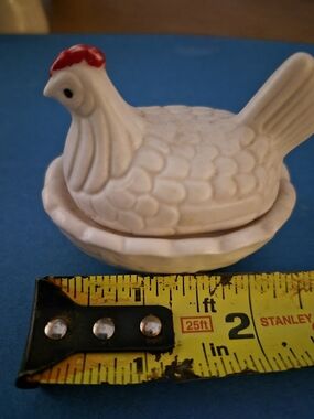 Vintage Minature White Ceramic Hen on Nest Decorative Dish